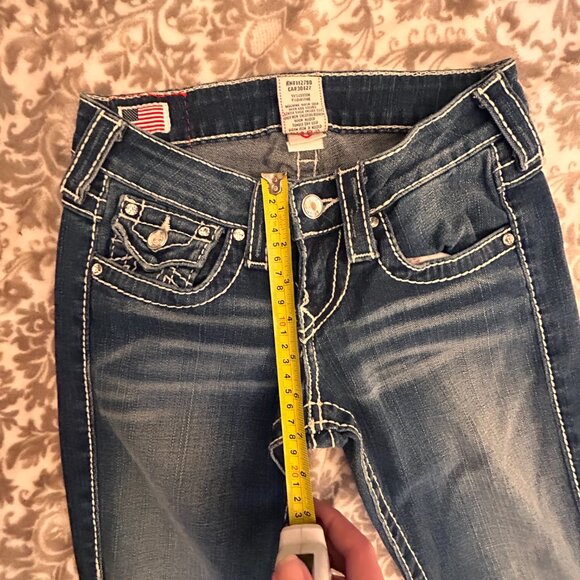 True Religion - Picture 6 of 11